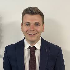 Ayrton Hamilton's Instagram, Twitter & Facebook