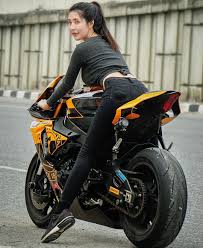Download mp3 cewek naik ninja gratis, ada 20 daftar lagu cewek naik ninja yang bisa anda download. 5 Biker Cantik Dan Seksi Nomor 3 Dari Indonesia
