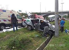 我昨天發生了車禍。 msc, trad.我昨天发生了车祸。 msc, simp. wǒ zuótiān fāshēng le chēhuò. å°ç£æå®¢é¦¬ä¾è¥¿äºè»ç¦1æ­»1å· ç¤¾æ éé»æ°è ä¸­å¤®ç¤¾cna