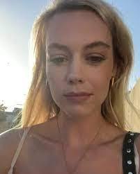 Renee Appling's Instagram, Twitter & Facebook