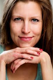 Esther Clair's Instagram, Twitter & Facebook