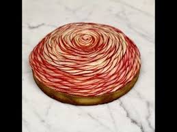24 La Tarte Aux Pommes Facon Cedric Grolet Youtube Tarte Aux Pommes Recette Tarte Aux Pommes Tarte