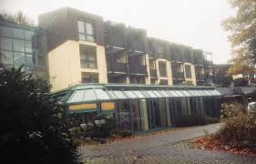 Günstige wohnung in karlsbad mieten. 1 Zimmer Wohnung Zum Verkauf Kurfurstenbadstrasse 1 3 76307 Karlsbad Karlsruhe Kreis Mapio Net