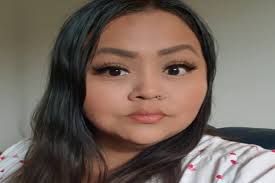 Vancouver Island man and child evicted just days after woman's sudden death 