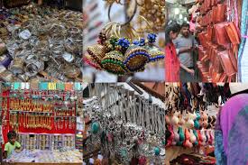 In short, the fashion street in pune is no less than a shopaholic's paradise. Fashion Fashion Street Pune
