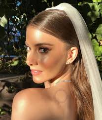 Se casaron los actores Beril pozam y Ersın Arıcı el día de ayer 19 de  agosto (Turquía) fue una boda sencilla y privada ,algunos actores de la  serie Yalı çapkın fueron a