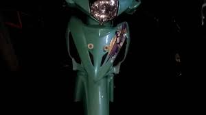 Entah karena, corak, desain ataupun konfigurasi mesin, memang selalu memiliki daya tarik tersendiri. Modifikasi Revo 100cc Tahun 2007 Video Terbaru Modif Motor Revo Thailook Style Mesin Karbu Youtube