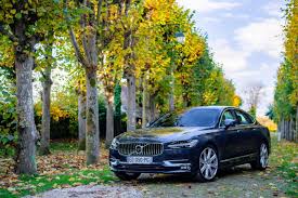 Volvo S90 D5 Awd Review A Night At The Opera New Car Models 2019 Car Reviews Car Models Miniature Cars Volvo S90 Volvo Miniature Cars