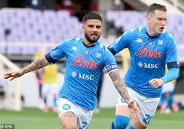 Born 4 june 1991) is an italian professional footballer who plays as a forward for napoli, for which he is captain, and the italy national team. Fiorentina 0 2 Napoli Lorenzo Insigne Penalty And Lorenzo Venuti Own Goal Pile Pressure On Juventus Aktuelle Boulevard Nachrichten Und Fotogalerien Zu Stars Sternchen