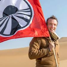 Avec pékin express, elle tente de concurrencer koh lanta même si le format n'est pas forcément le même. Pekin Express Un Accident De La Route Fait Un Mort En Plein Tournage