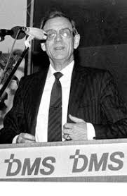 Da var henrik svane på vej i gymnasiet på tønder statsskole. Landsstaevne 1986 I Ikast Pa Talerstolen Biskop Georg S Geil Calisphere