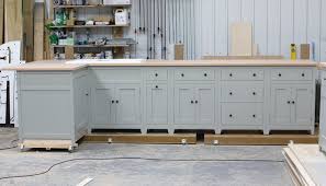 cabinet maker. bespoke kitchen