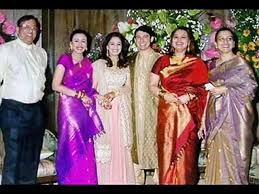 Bollywood most beautiful actress madhuri dixit and her husband shriram nene visited the blood donation camp organised by madhuri dixit with husband shriram nene @ blood donation camp. Madhuri Dixit Sriram Madhav Nene Wedding Reception Photos Video Dailymotion
