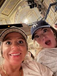 Ashley Graham Singing As Roxie