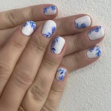 Gel Manicures On Short Nails Are The Most Popular Nail Trend For