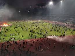 Ada dua pemain yang kembali mengalami cedera yakni abu rizal mualana dan oktafianus fernando. Riots Persebaya Surabaya Pss Sleman 29 10 2019