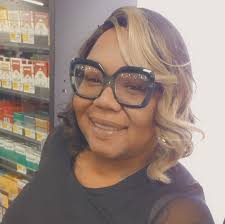 Do I need to pay for Canva to remove backgrounds?