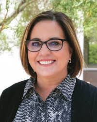 Lori Ruffner's Instagram, Twitter & Facebook