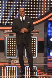 Steve Harvey Loves To See The Famous Fail On Family Feud Hollywood Outbreak Family Feud Feud Steve Harvey