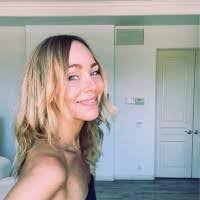 Keri West's Instagram, Twitter & Facebook