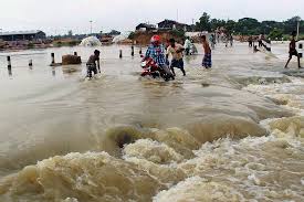Extreme rainfall and bad infrastructure lead to extreme Indian ...