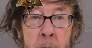 Level 2 sex offender charged with failing to update photograph