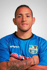 Kenny Romero's Instagram, Twitter & Facebook