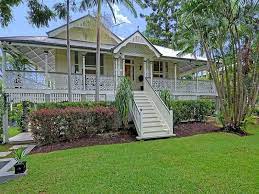 Sold Price For 18 Consort Street Corinda Qld 4075 Queenslander House Queenslander Queenslander Renovation