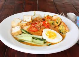Mie godog yang berarti mie rebus ini banyak sekali dijajakan di pinggir jalan saat malam hari. My Kitchen Snippets Mee Rebus Noodles In Sweet Potato Gravy