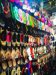 Bandra Linking Road Street Shop Eat Repeat Shopping Day Shopping Street When you go for a shopping to linking road, bandra west, just visit this awesome restaurant. bandra linking road street shop eat