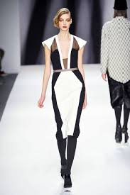 Black And White Fashion Show The Runway S Best Black White Monochrome Fashion Fashion Week Fashion