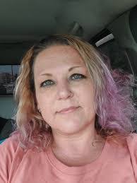 Willa Barrett's Instagram, Twitter & Facebook