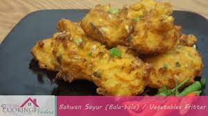/ ˌ n ɑː s i ɡ ɒ ˈ r ɛ ŋ /) refers to fried rice in both the indonesian and malay languages. Bakwan Sayur Bala Bala Ala Rumahan Home Cooking Notes