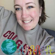 Crystal Burgett's Instagram, Twitter & Facebook