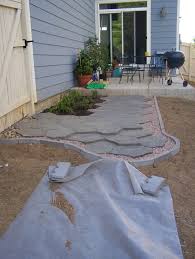 To create curves, simply cut the. Pin By Heather Dubravac On Defining Me Backyard Backyard Design Walkway Landscaping