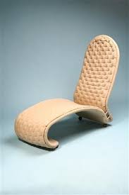 La chaise system 123 peut être faite sur commande dans de nombreux tissus et cuirs, avec un délais de. Chaise Longue Desinged By Verner Panton For Fritz Hansen Modernity
