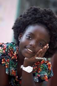 black girl with AFRO👩🏾‍🦱🤎🤎🤎