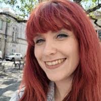 Elise Mooney's Instagram, Twitter & Facebook