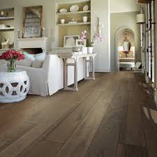 Shaw Floors Castlewood 7 1 2 Engineered White Oak Hardwood Flooring In Drawbridge Hardwood Floors White Oak Hardwood Floors White Oak Floors