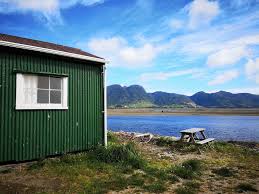 Zatori is a brand new retreat set on a hilltop overlooking the gorgeous collingwood village & inlet. Wharariki Beach Neuseelands Schonster Strand Weltwunderer