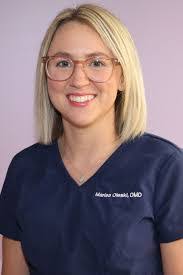 Tina Marshall's Instagram, Twitter & Facebook