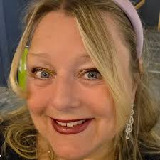 Nyhet! Kikärtschips med chili och mild vitlök! Krispiga, goda och dessutom  veganska. 😋❤️