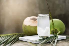 Uống nước dừa có tác dụng gì? 10 lợi ích của nước dừa với sức khỏe