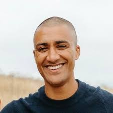 Shane Rowan's Instagram, Twitter & Facebook