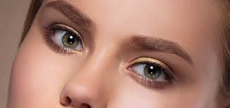 Somos ojos miel, locos creativos por defecto. Cambiar De Color De Ojos Ojos Miel Ojos Pardos Maquillaje Supercurioso