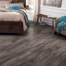 Linoleum Holzoptik 23 Elegante Interieurbeispiele Holzoptik Inneneinrichtung Linoleum