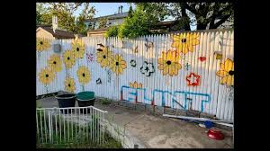 How to quickly paint your fence with a sprayer. How To Paint Flowers On Fence Youtube