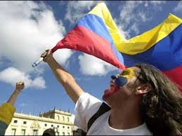 Este martes, cuando se cumplen 211 años de la independencia de colombia, habrá una nueva jornada de movilizaciones bajo estrictas medidas de control policial y. Bogota Inicia La Celebracion Del Bicentenario De La Independencia Actualidad Caracol Radio