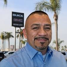 Ralph Rubio's Instagram, Twitter & Facebook