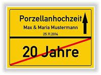 Hochzeitstag die schönsten sprüche und geschenke zum jubiläum. Porzellan Herz Weiss 15cm Mit Spruch Familie In Grun Geschenk Deko Ebay